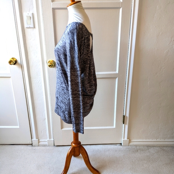 Athleta pose layered marled gray cutout backless top size medium - Picture 4 of 6